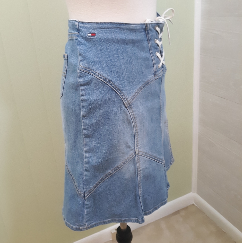 Tommy Hilfiger denim Jean tulip skirt sz 3 *O - Picture 4 of 5